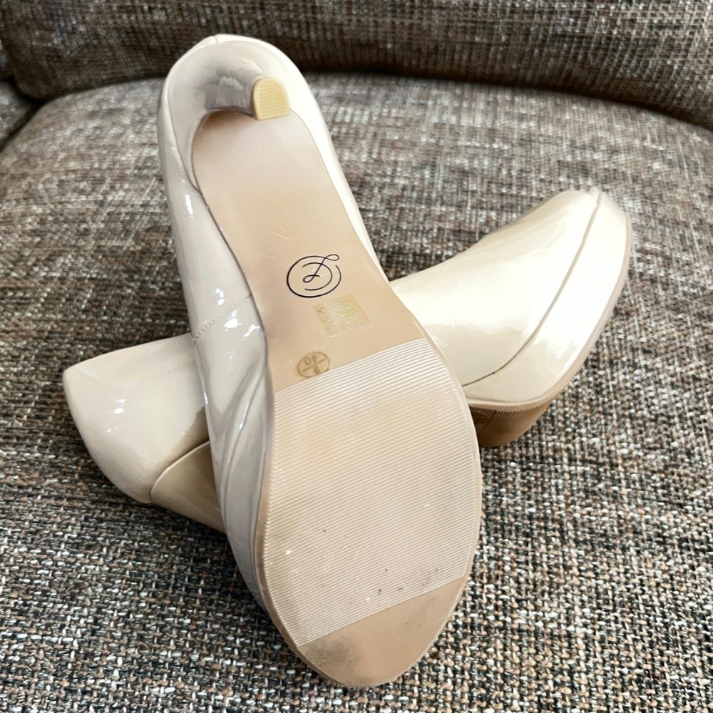 Chinese Laundry Nude Patent Peep-Toe Heels - Glossy Neutral Pumps - Picture 9 of 12